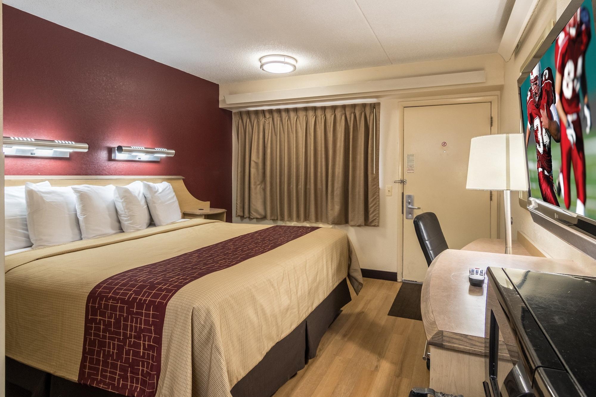 Red Roof Inn Detroit Metro Airport - Белльвилль Экстерьер фото