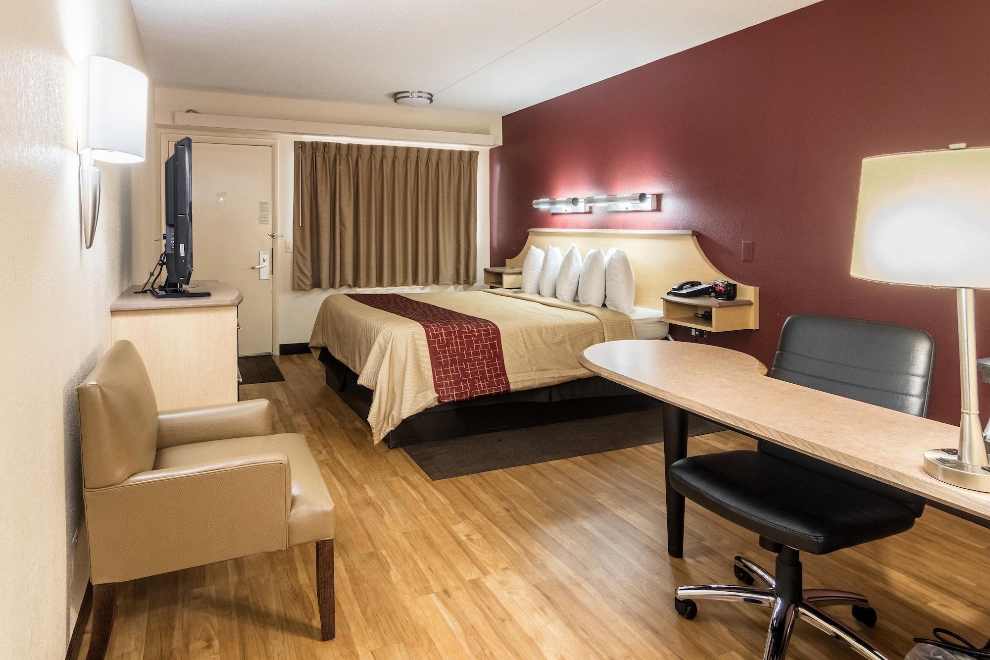 Red Roof Inn Detroit Metro Airport - Белльвилль Экстерьер фото
