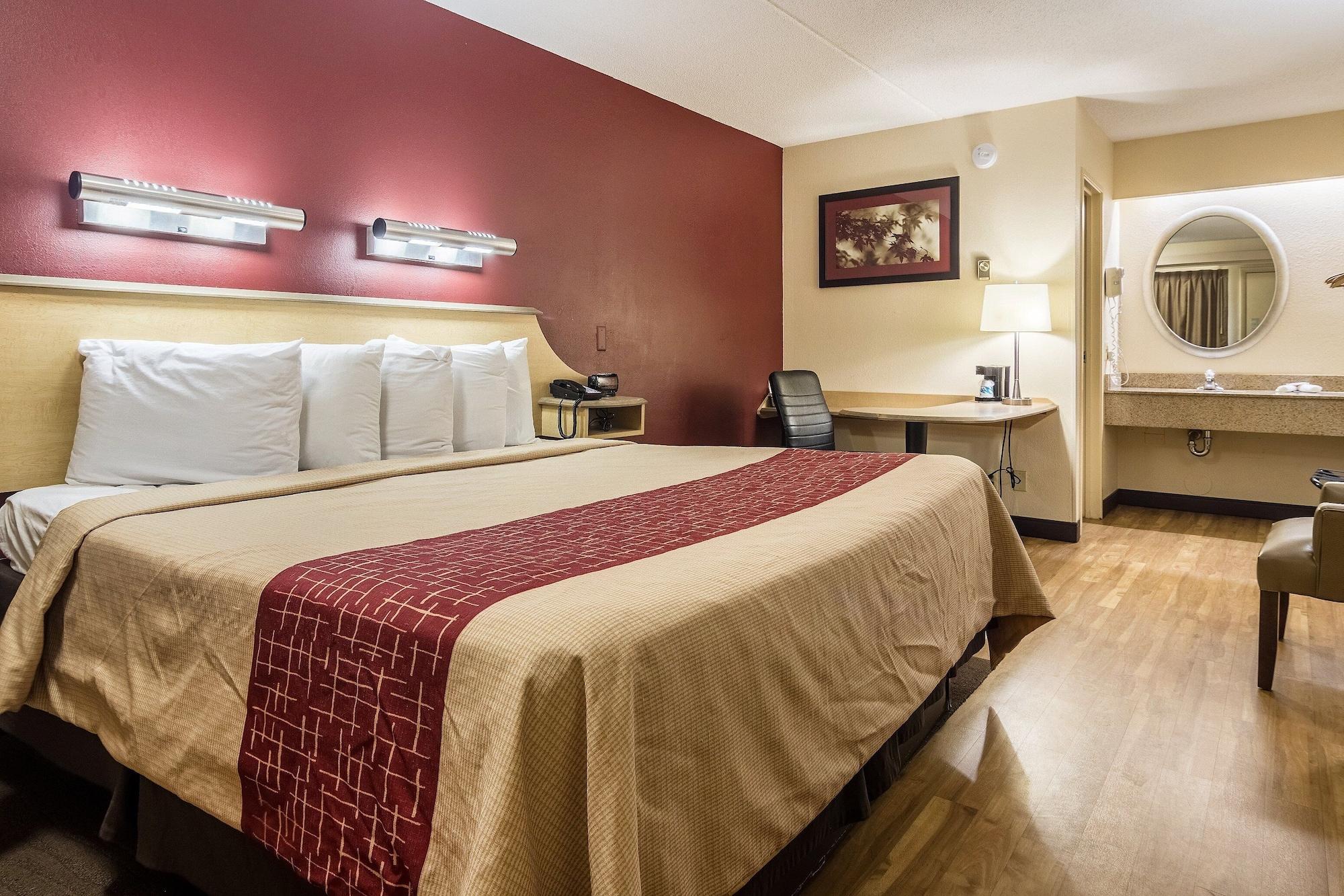 Red Roof Inn Detroit Metro Airport - Белльвилль Экстерьер фото